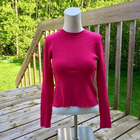 H&M ⎮ Pink ribbed sweater - Picture 1 of 8